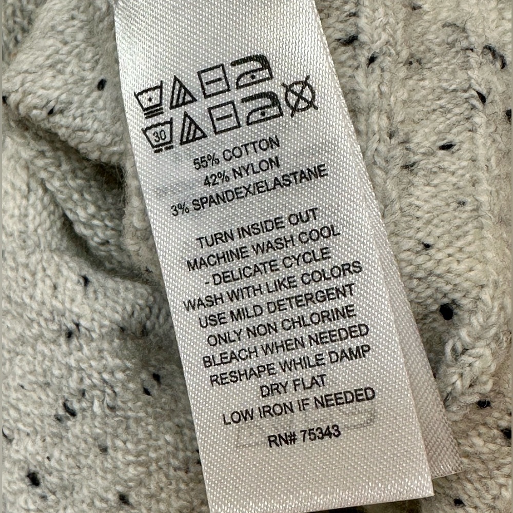 Ruby Moon Sweater Size XS - Picture 5 of 7